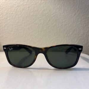 Ray-Ban Brown Sunglasses with Green Lenses
